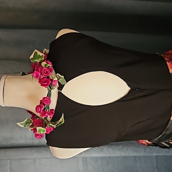 Hand Crafted Maroon & Green Ivy Silk Flower Crown - Sized for Teens or Adults - Picture 4 of 4